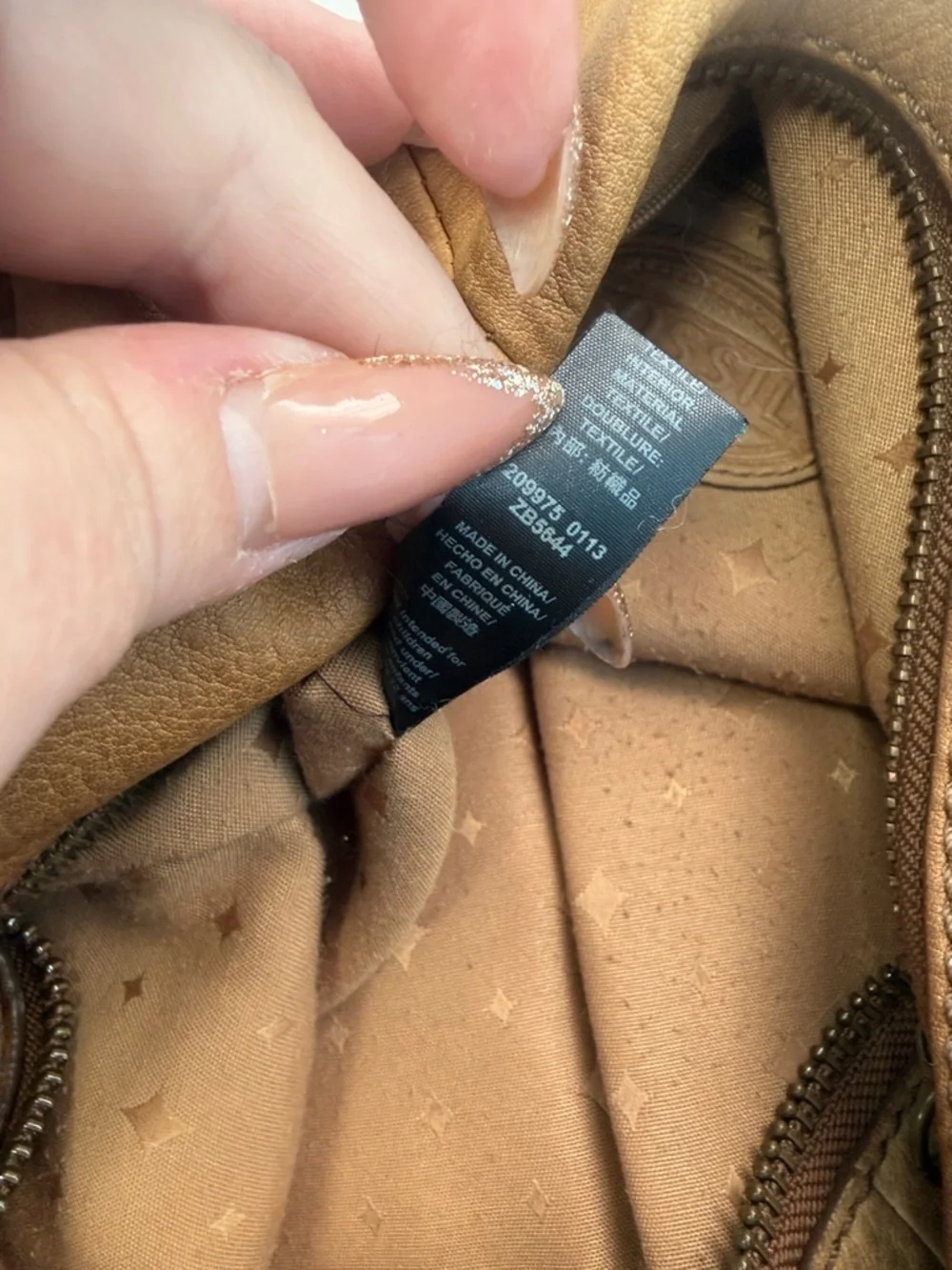 FOSSIL Medium Tan Brown Leather Buckle Pocket Large Hobo Shoulder Bag Purse EUC.
